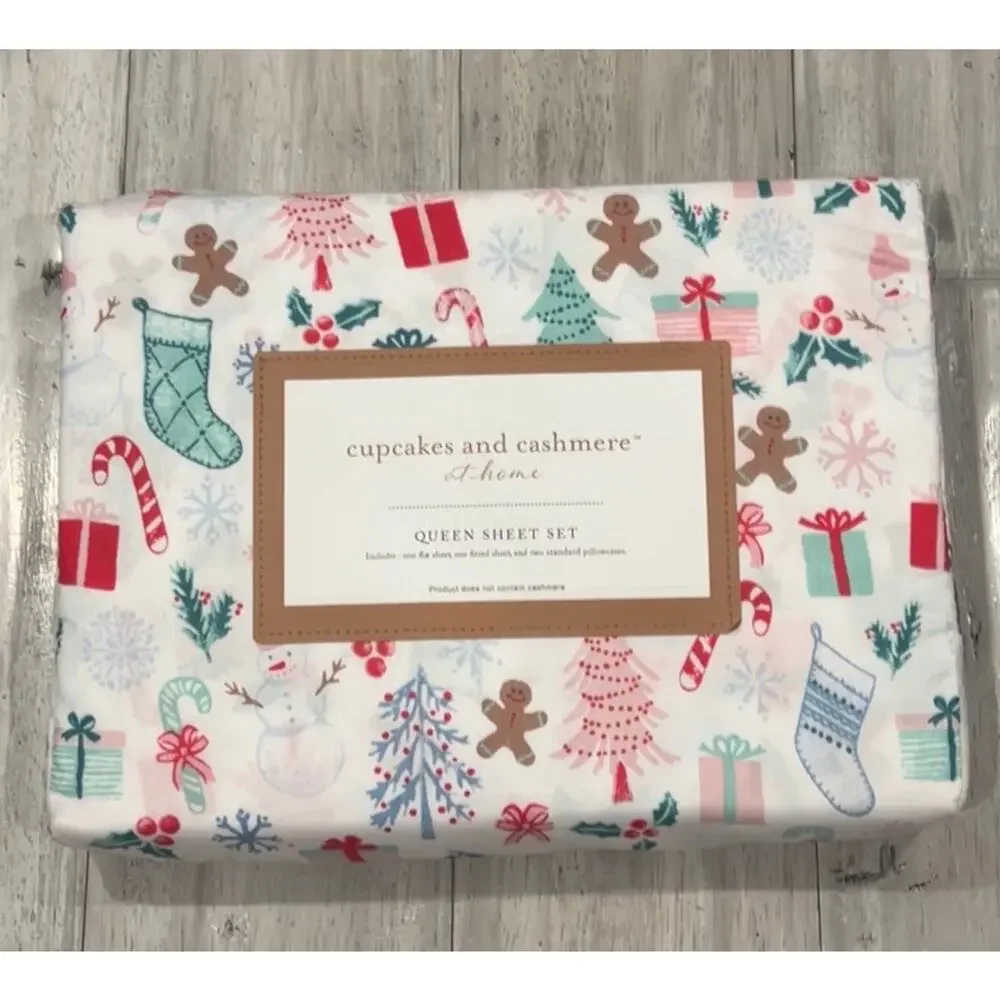 Cupcakes & Cashmere Christmas Queen Sheet Set Holiday Gingerbread Cozy